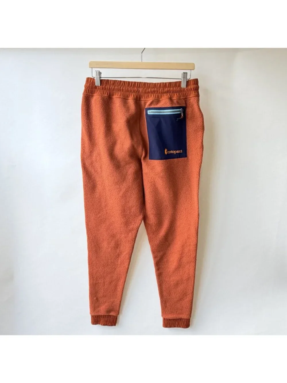 Cotopaxi Abrazo Orange Fleece Jogger Pants Men’s Size S M84